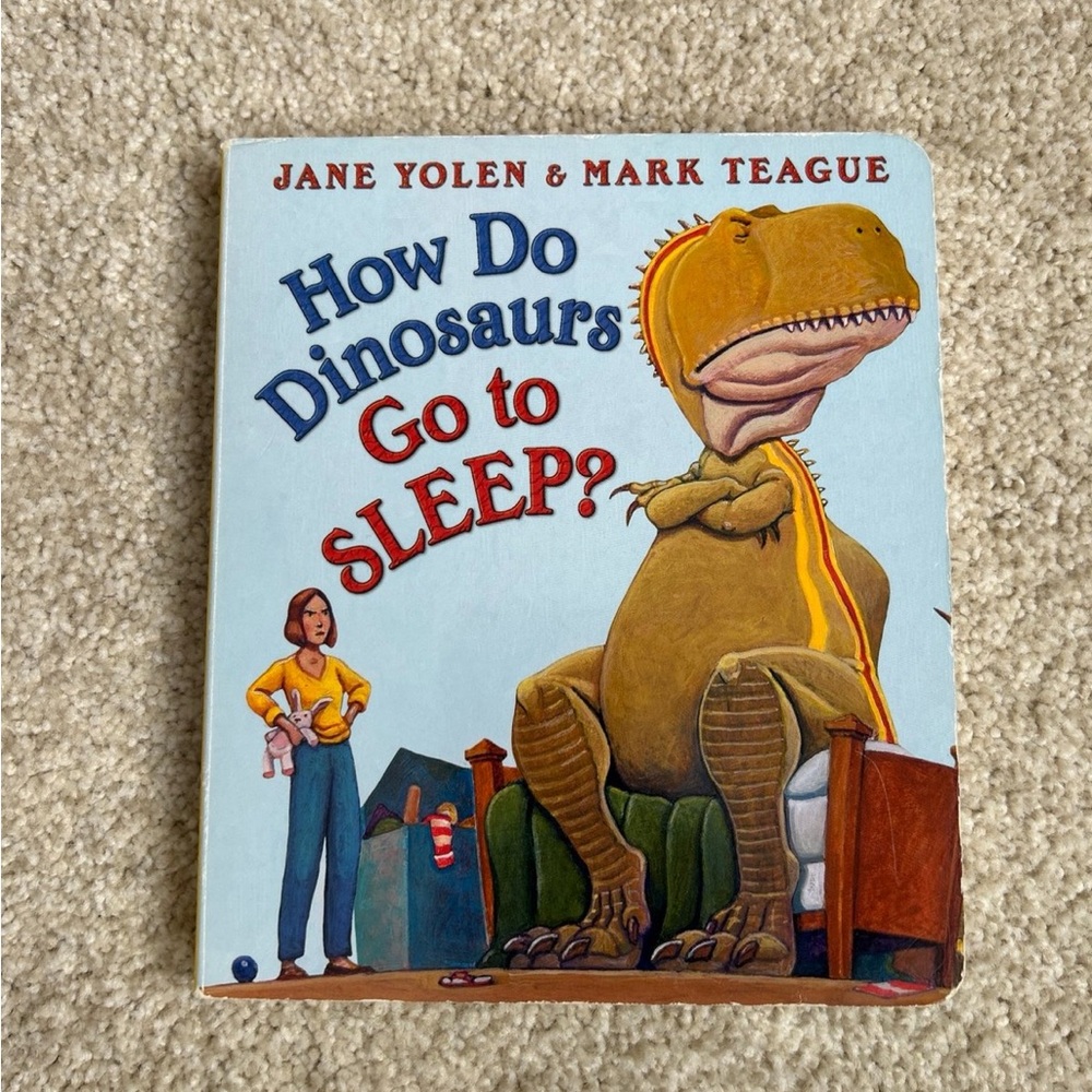 How Do Dinosaurs Read for Fun? Boxed Set - Picture 5 of 9